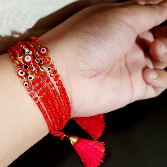 Handmade Multilayered bracelet - Picture 1 of 4